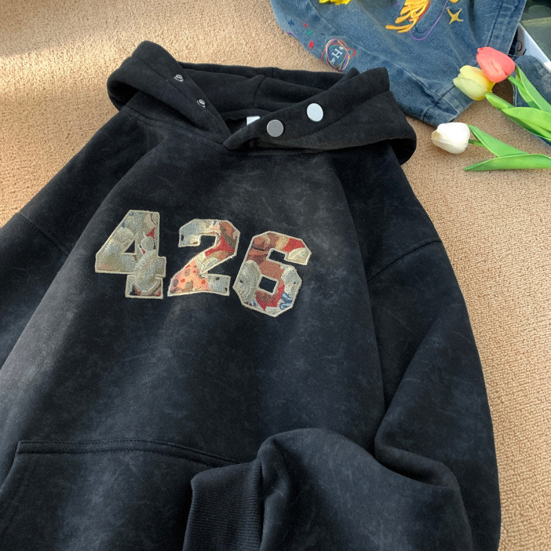 Retro Hoodie mit Stickerei